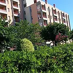 Cesano Mare Apartman *