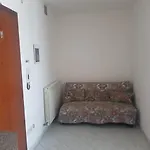 Cesano Mare Apartman *