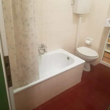 Cesano Mare Apartment