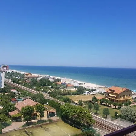 Apartman Cesano Mare *